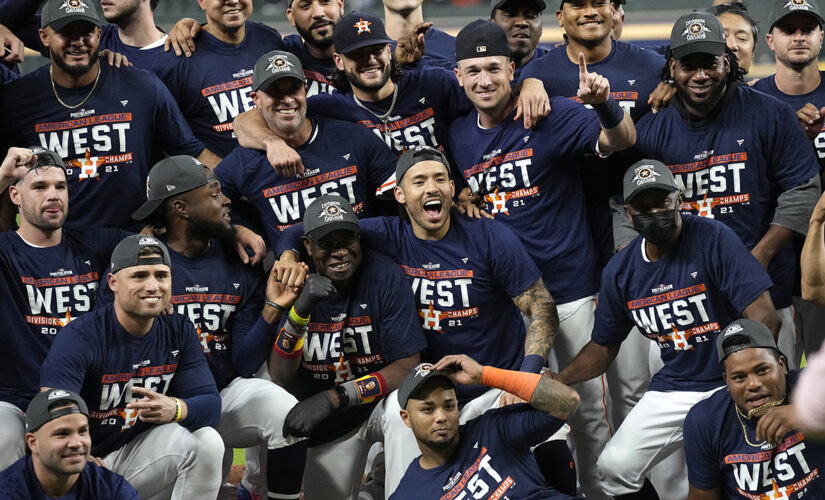 Correa, Astros clinch AL West, open playoffs vs White Sox