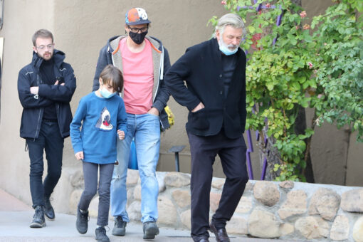 Alec Baldwin has emotional meeting with Halyna Hutchins’ husband, son following accidental shooting