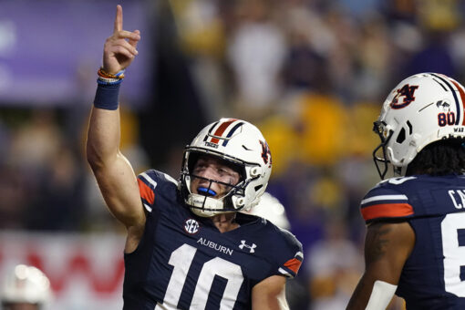 Nix leads No. 22 Auburn to 1st win at LSU since ’99, 24-19