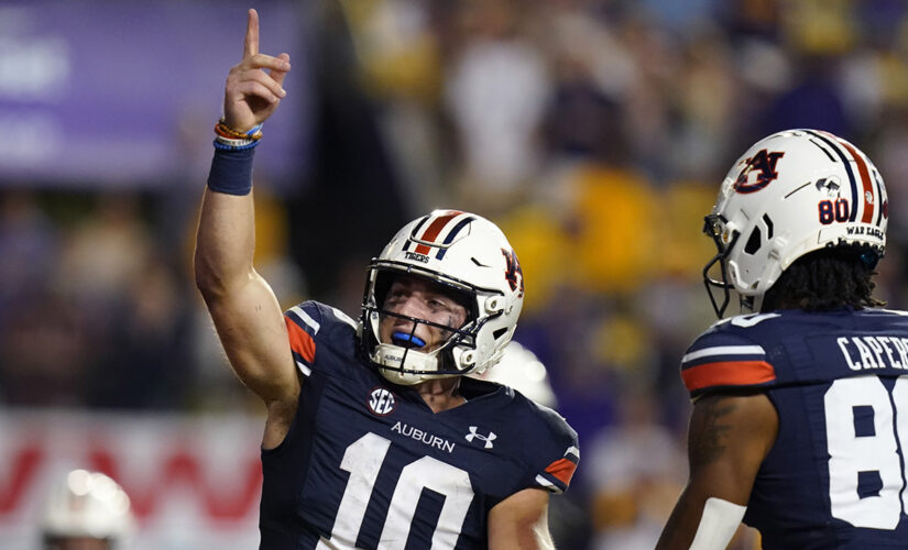 Nix leads No. 22 Auburn to 1st win at LSU since ’99, 24-19