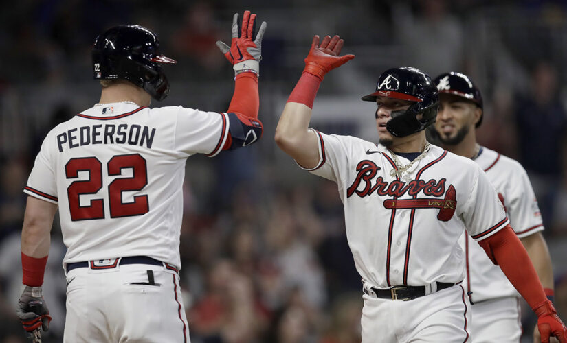 Pederson, Contreras HRs power Braves past Mets 6-5