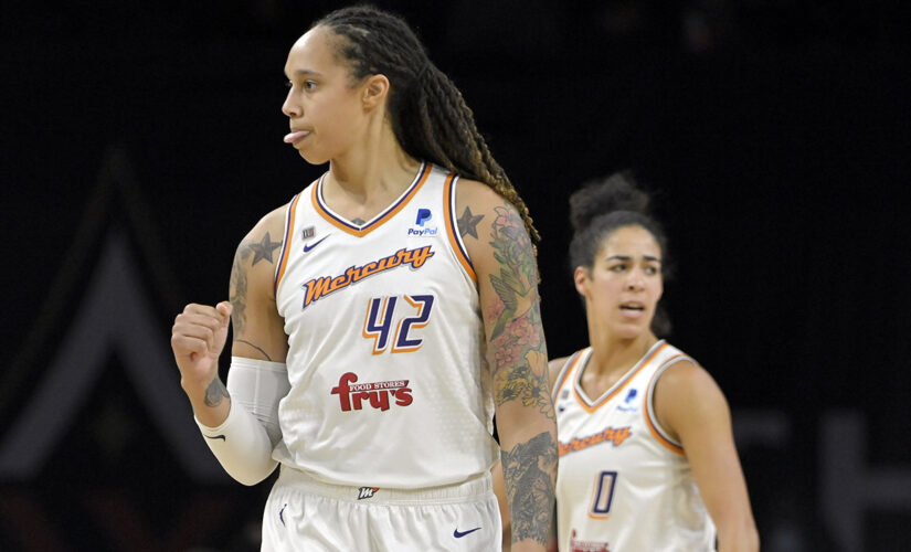 WNBA playoff semifinals all even, shifts to Chicago, Phoenix