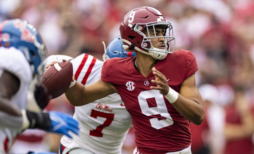 Ex-Alabama QB Jay Barker praises Bryce Young, gives his thoughts on the evolution of college football