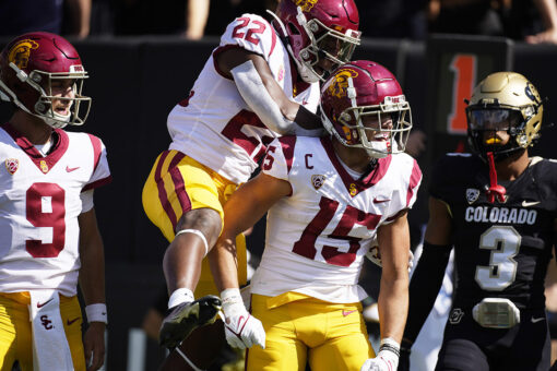 Southern Cal bounces back to beat Colorado Buffaloes 37-14