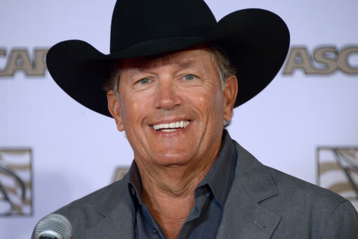 George Strait honors police in ‘The Weight of the Badge’ music video