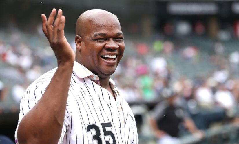 Iowa ‘Field of Dreams’ site purchased by group helmed by Hall of Famer Frank Thomas