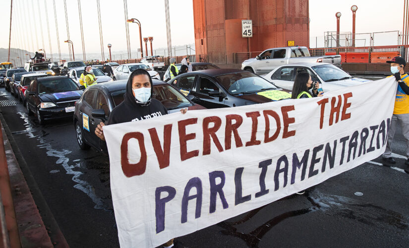 Immigration protesters block traffic on Golden Gate bridge, demand ‘pathway to citizenship’