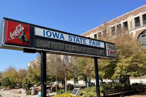 Trump holding Iowa rally at must-stop along road to White House