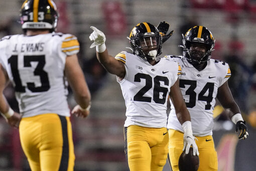 No. 5 Iowa forces 7 turnovers in 51-14 rout of Maryland