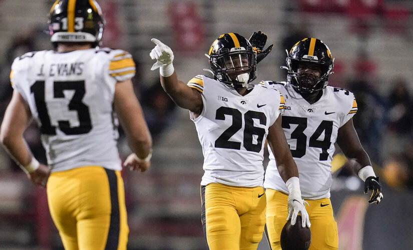 No. 5 Iowa forces 7 turnovers in 51-14 rout of Maryland