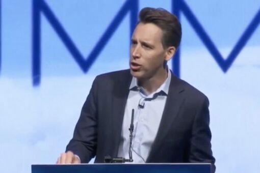 Sen. Josh Hawley tells religious conservatives nation needs a ‘baptism of courage’