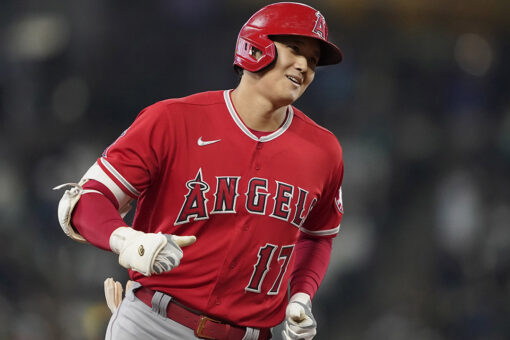 Mariners lose to Angels 7-3 as playoff drought continues