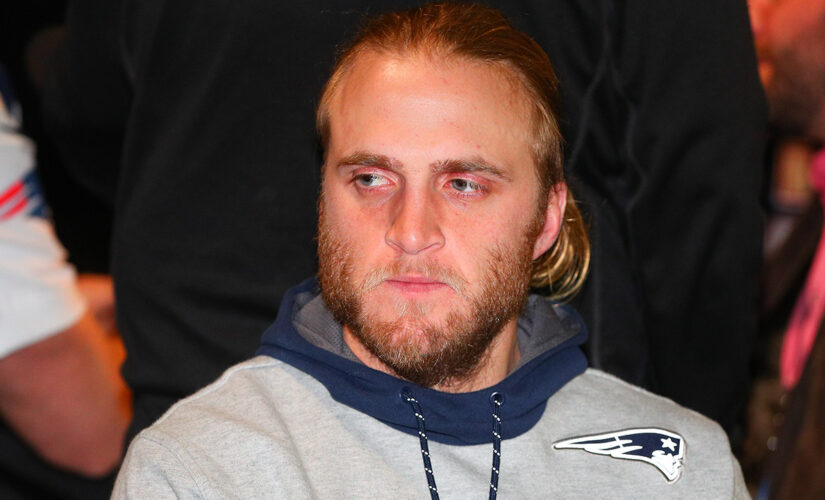 Patriots’ Steve Belichick steals the show with odd tongue movement during game