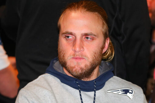 Patriots’ Steve Belichick steals the show with odd tongue movement during game