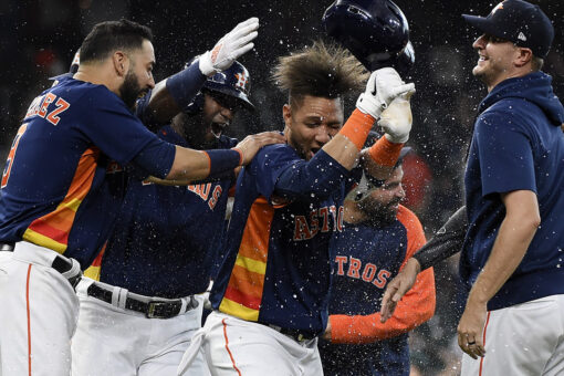 Turner, Gurriel win batting titles in boom-and-bust season