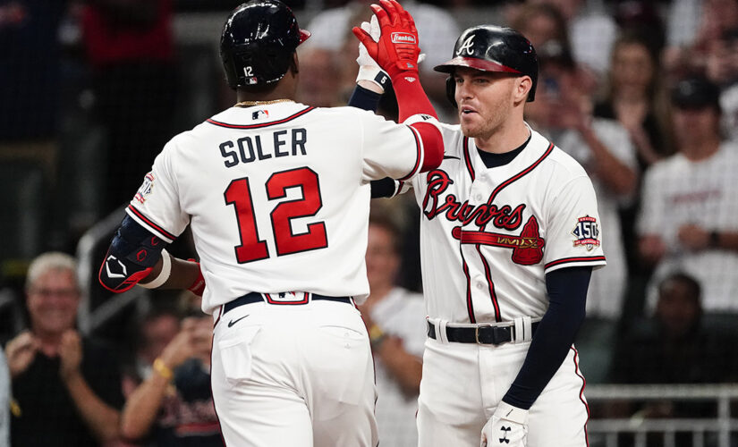 Braves beat Phils for 4th straight NL East title