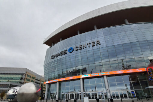 Phish fan dies after falling from upper level at Chase Center