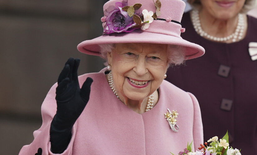 Queen Elizabeth on climate change: HM appears to criticize global inaction in off-mic comments