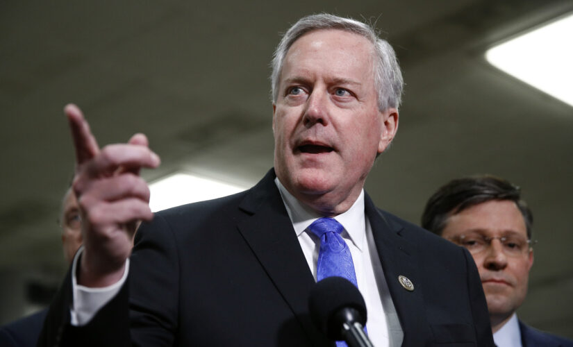 Former Trump chief of staff Mark Meadows providing records to Jan. 6 committee, to sit for deposition