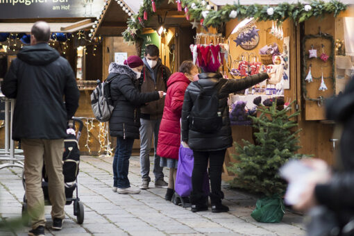 Austria to enter lockdown, bring in mandatory vaccinations