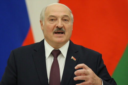 Belarus president 'effectively blackmails' Putin in migrant crisis, Russian outlet says