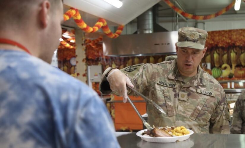 Members of Congress serve US troops Thanksgiving lunch in South Korea, head to Taiwan