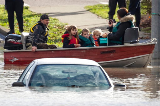 Canada mudslides caused by heavy rains kills at least 1