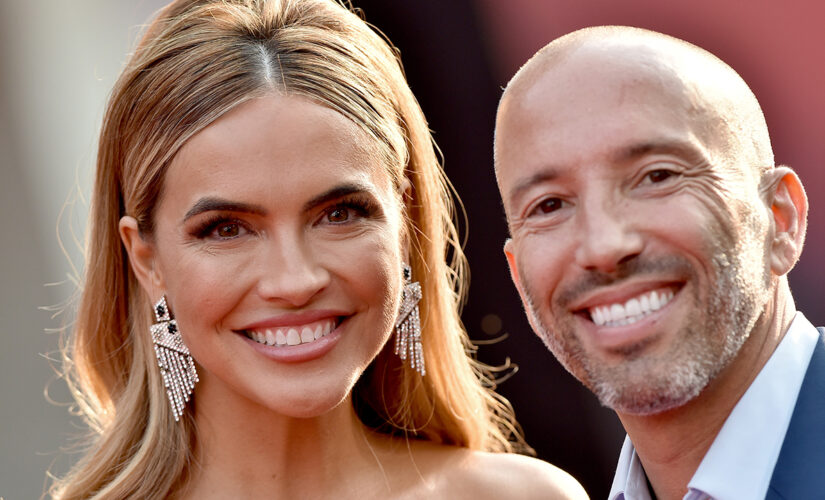 &apos;Selling Sunset&apos;s Jason Oppenheim says cast supported Chrishell Stause relationship except &apos;one agent&apos;