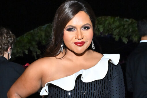 Mindy Kaling enjoys Thanksgiving with ultra-rare photo of kids during beach outing: ‘What I&apos;m grateful for&apos;