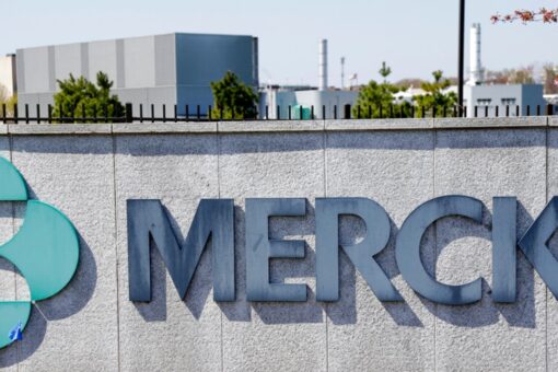 UK authorizes Merck antiviral pill, first shown to treat COVID-19