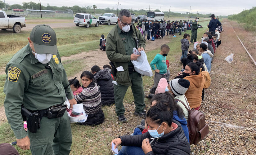 More than 150 migrants from several countries bypass incomplete border wall, cross illegally into US