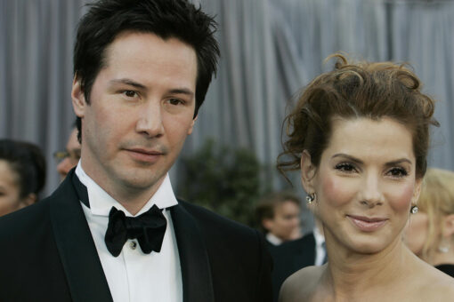 Sandra Bullock talks Keanu Reeves dating rumors, reveals sweet gift he gave her after &apos;Speed&apos;