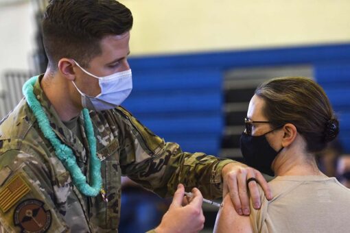 Lawsuit filed on behalf of 20-year Navy employee against federal vaccine mandate: &apos;Biden is not a king&apos;