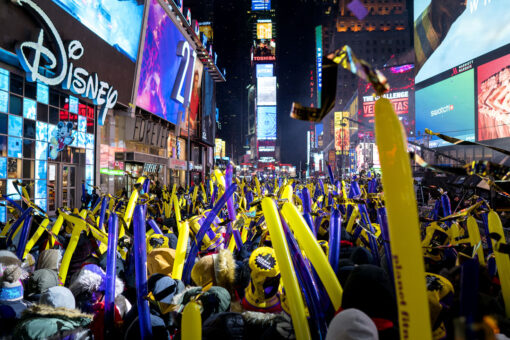 New York&apos;s Times Square welcomes partiers on NYE – as long as you don’t drop the ball on getting vaccinated