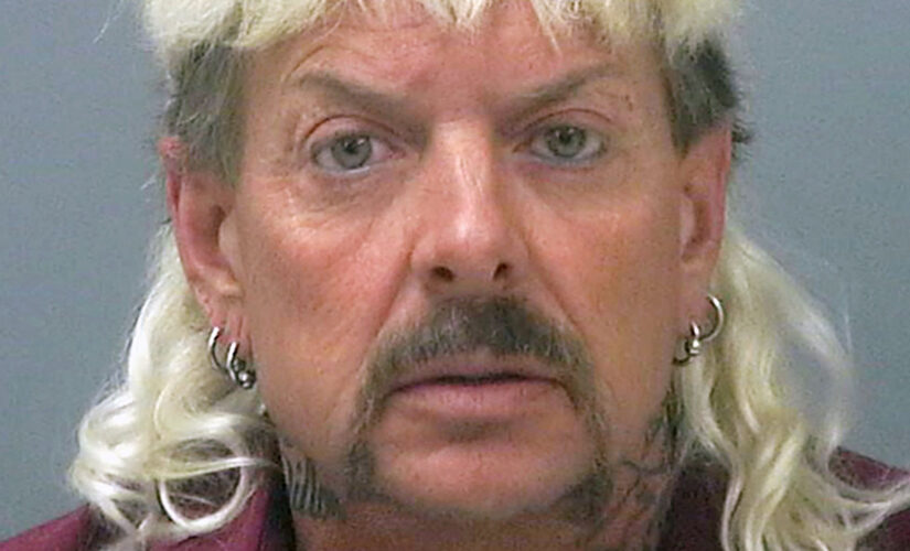 &apos;Tiger King&apos; star Joe Exotic delaying cancer treatment for resentencing