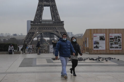 France restricts travel from Britain to fight omicron