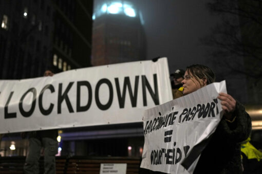 Netherlands 'going into lockdown again' to curb omicron, residents allowed four guests at Christmas