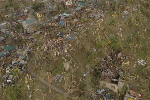 Typhoon deaths in Philippines top 100