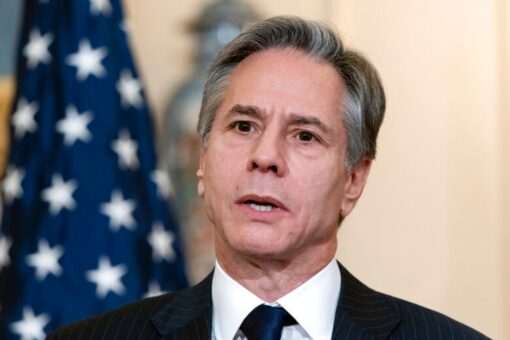 Blinken says Russia will face &apos;massive consequences&apos; if they invade Ukraine