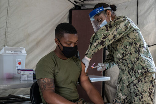 Troops encouraged but not required to get COVID-19 booster shot