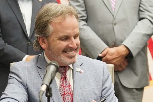 Texas abortion law author responds to Newsom&apos;s push for similar gun law: &apos;Good luck with that&apos;