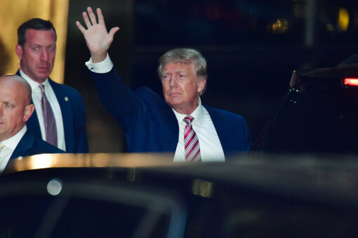 Trump asks Supreme Court to block release of some records to Jan. 6 committee