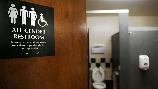 Chicago Public Schools eliminating sex-specific restrooms to &apos;increase gender equity&apos;