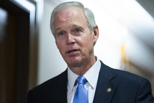 Sen. Ron Johnson asks DOJ if it tracks criminal record of accused felons granted pre-trial release