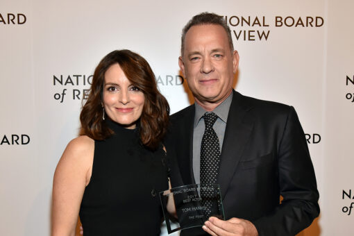 'SNL': Paul Rudd joined by Tom Hanks, Tina Fey as COVID forces scaled-down show