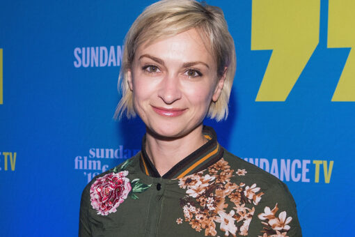 &apos;Rust&apos; cinematographer Halyna Hutchins honored at star-studded event: &apos;She is our sister&apos;