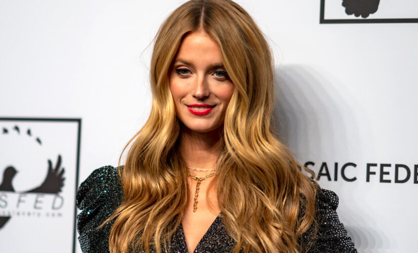 SI Swimsuit model Kate Bock reveals how she stays in shape all year: ‘It’s hard to have an excuse&apos;