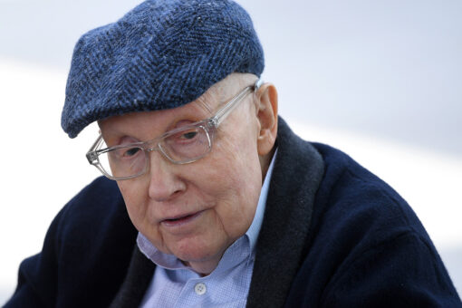 Harry Reid never lost boxer's edge when dealing with political opponents, reporters