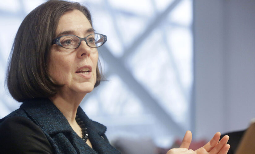 Oregon governor spotted maskless in DC despite pushing mask mandates in her own state