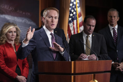 GOP senators say they believe House will take up anti-vaccine mandate bill, force Biden veto